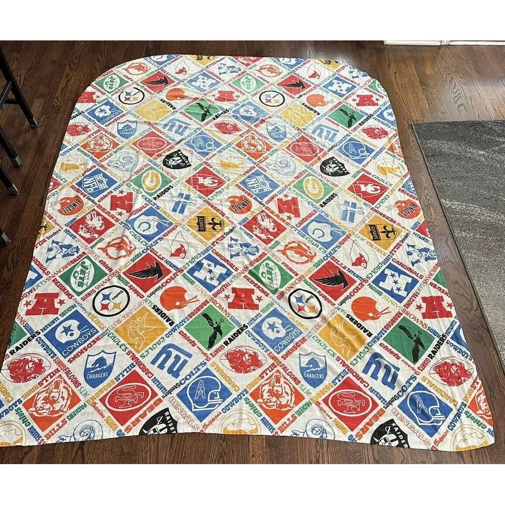 Vintage Sears Roebuck Perma Prest NFL Football Teams Bedspread Full/Dbl (1)